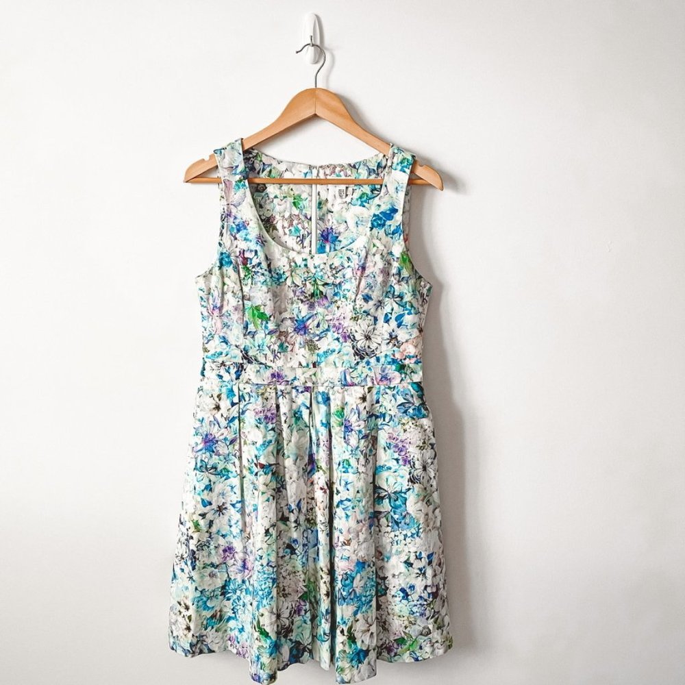 Ever New Melbourne Blue Watercolor Floral Fit & Flare Dress Sz 8